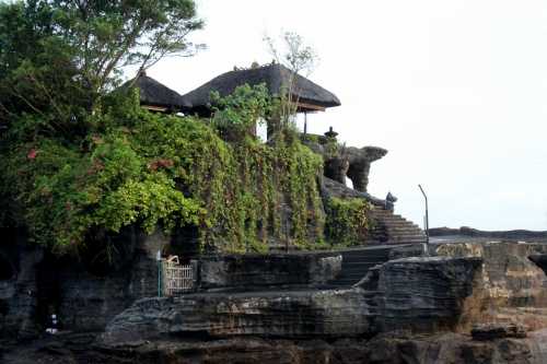 タナロット寺院 バリ