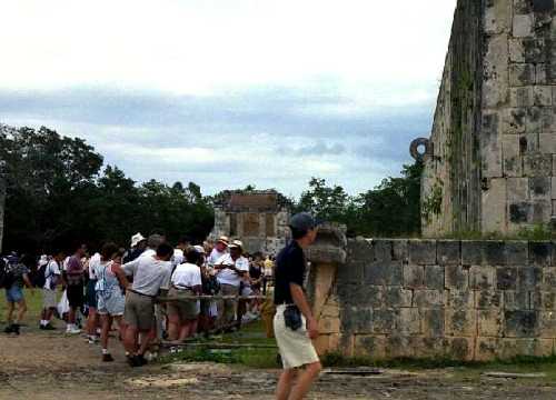 球戯場 チチェン・イツァ メキシコ