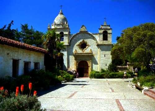 ミッション・カーメル( San Carlos Borromeo de Carmelo )