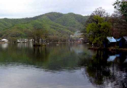 曽原湖 裏磐梯