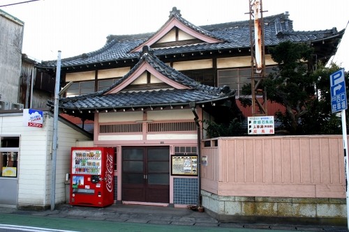 蒸気河岸の人参湯 中央３丁目 木更津市 千葉県