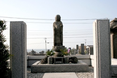 岩野平左衛門の墓（松翁院） 竹岡 富津市 千葉県