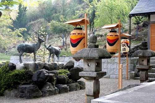 春日神社 杠葉尾（ゆずりお）町 東近江市 滋賀県