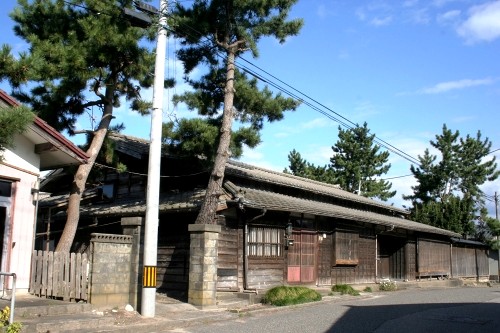 民家 荒井浜 胎内市 新潟県