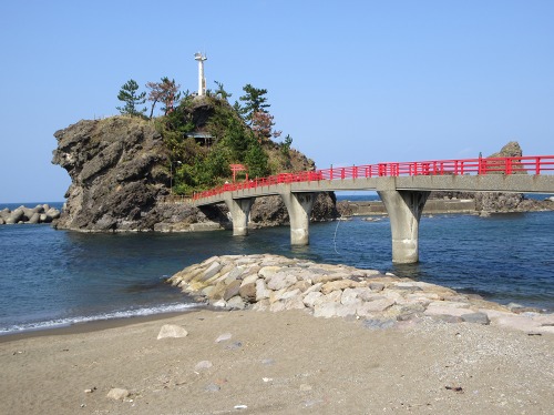 弁天岩 能生 糸魚川市 新潟県