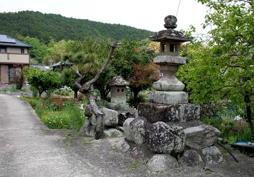 御神燈・供養塔 三郷 美里町 津市 三重県
