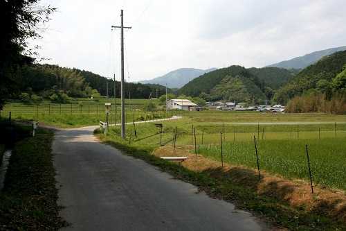 旧伊賀街道 新開 三郷 美里町 津市 三重県