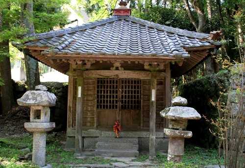 犬塚地蔵（犬塚） 北長野 美里町 津市 三重県