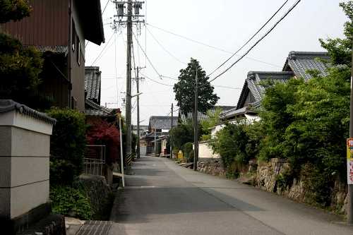 家並 中縄 芸濃町 津市 三重県