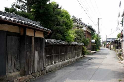家並 中縄 芸濃町 津市 三重県