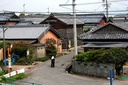 中縄 芸濃町 津市 三重県
