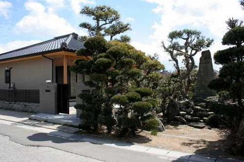 丹羽君碑（丹羽家） 河芸町東千里 津市 三重県