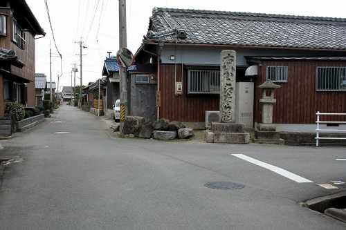 道標・角屋 月本追分 中林町 松阪市 三重県