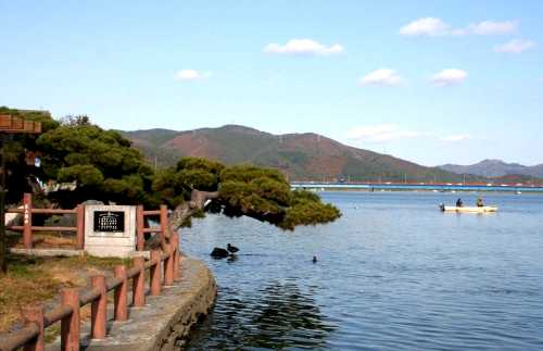 巻石・袖の渡り 住吉公園 石巻市