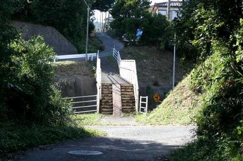 小木津旧道（橋下は国道６号） 小木津町４丁目 日立市