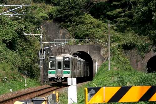 末続陸前浜街道踏切 左：常磐線 右：車道 坂下 久之浜町 いわき市