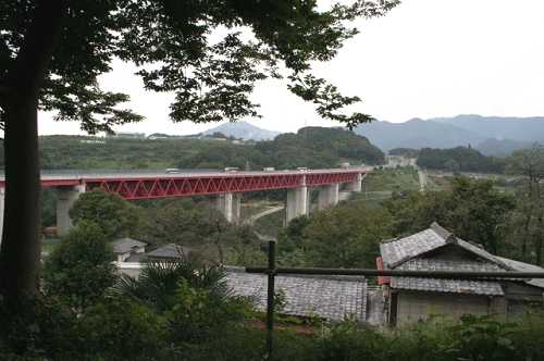中央道 新田倉付近 上野原市 山梨県
