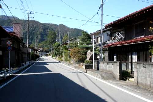 町並み 白野 笹子町 大月市 山梨県