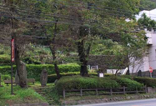 一里塚跡（下花咲） 下花咲 大月町 大月市 山梨県