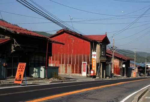 町並み(左端 旧近江屋茶屋) 旧金沢宿 金沢 茅野市 長野県