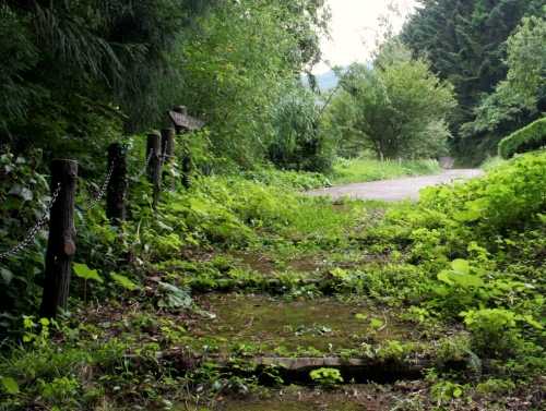 旧三国街道 猿沢の上り（出口） 吹路 みなかみ町 利根郡 群馬県