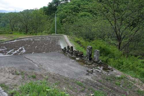 石仏群 芝原 湯沢町 南魚沼郡 新潟県
