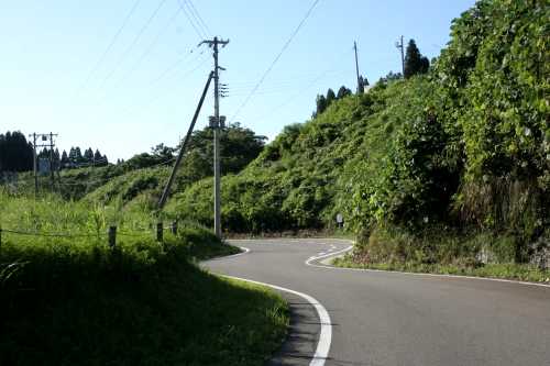 旧三国街道（県道４２１号）牛ケ島 川口町 北魚沼郡 新潟県