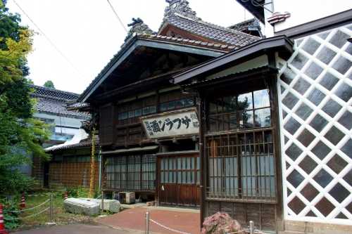 機那サフラン酒製造本舗 摂田屋４丁目 長岡市 新潟県