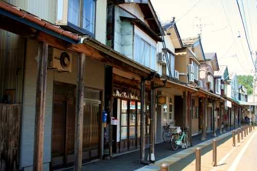 家並 与板 与板町 長岡市 新潟県