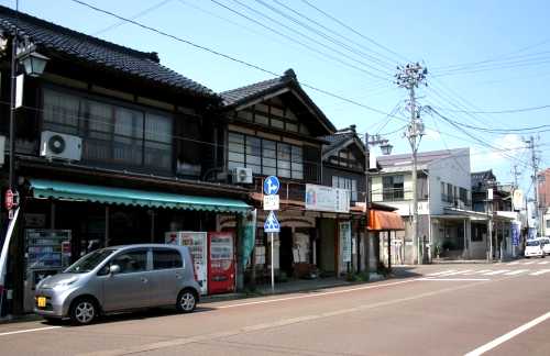 旧三国街道地蔵堂宿 地蔵堂本町３丁目 燕市 新潟県