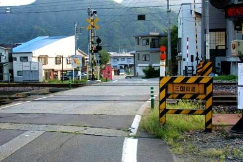 三国街道踏切 湯沢町 南魚沼郡 新潟県