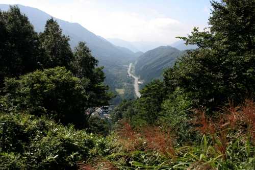 二居峠より二居宿方面 三国 湯沢町 南魚沼郡 新潟県