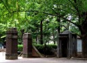 旧陸軍兵学校門と番小屋 松戸中央公園 松戸