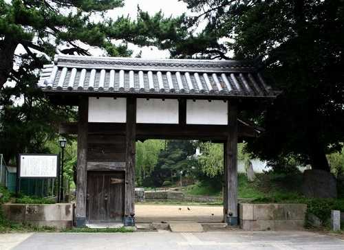 土浦城旧前川口門 土浦
