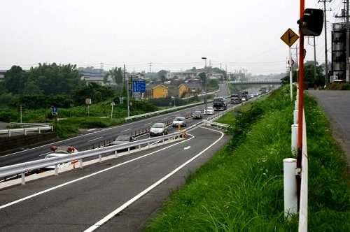 国道６号 右端は旧街道 中貫 土浦