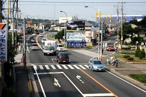 中村南４丁目交差点 右：旧道入口 中村 土浦