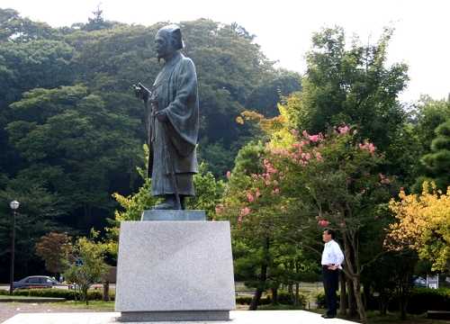 徳川光圀公像 偕楽園公園 水戸
