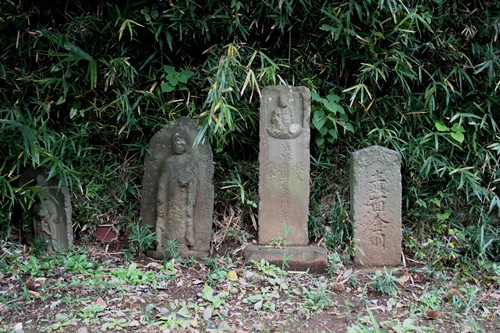 石仏群 千年 高津区 川崎市 神奈川県
