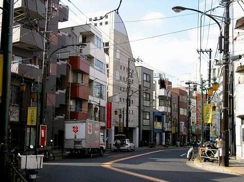 R17ふれあい通り 本郷追分入る