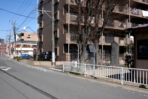 八丁の一里塚跡 曙町４丁目 熊谷市 埼玉県
