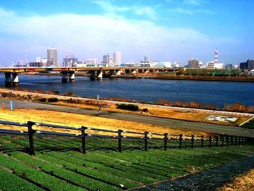 新荒川大橋 旧水門