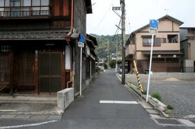 小関越えの道分岐点 三井寺町 大津市