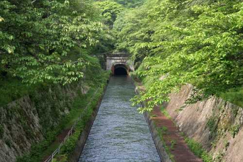 琵琶湖第一疎水 三井寺町 大津市