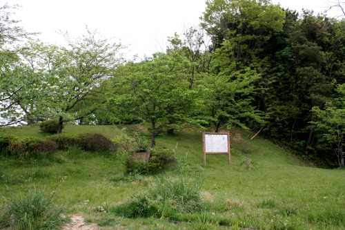 妹子神社 唐臼山古墳 水明１丁目 大津市