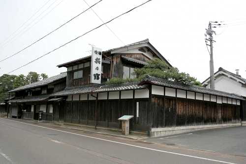 福井弥平商店・萩の露 勝野 高島市 滋賀県