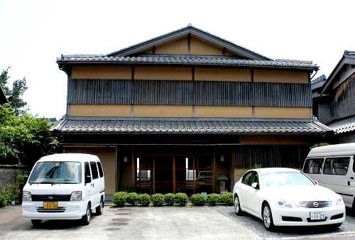 鮒寿司製造元魚治・鮒寿司懐石湖里庵 マキノ町海津 高島市 滋賀県