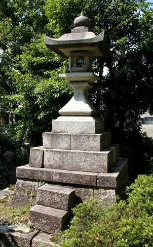 常夜灯 マキノ町小荒路田谷 高島市 滋賀県