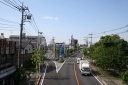 瓦曽根歩道橋より 右：県道４９号（旧国道４号） 左：旧日光街道 越谷