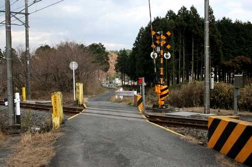 古道・東武鬼怒川線踏み切り 倉ヶ崎 日光市