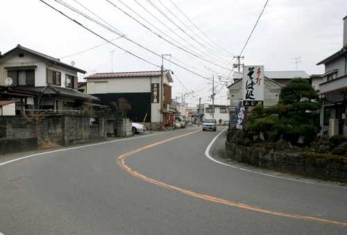 曲の手町並み 玉生 塩谷町